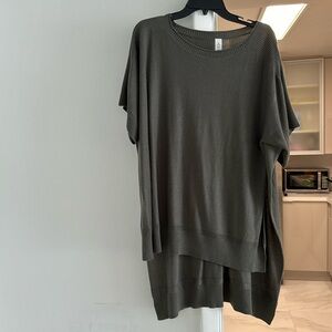 Lululemon tunic shirt